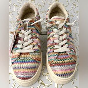 Roxy Women's Sheilahh 2.0 Platform Sneaker Multi Color Mini Chevron Size 8.5